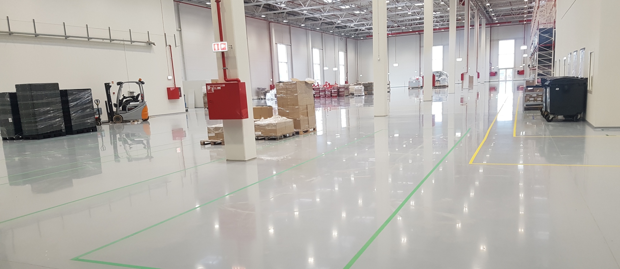 Proven and high-quality floor coatings
